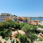Appartement Alice In Wonderland Šibenik