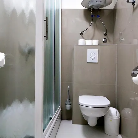 Alice In Wonderland * 希贝尼克