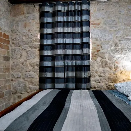 Alice In Wonderland Apartment Sibenik