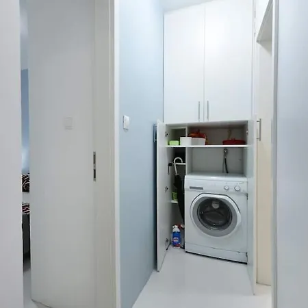 Alice In Wonderland Apartment *