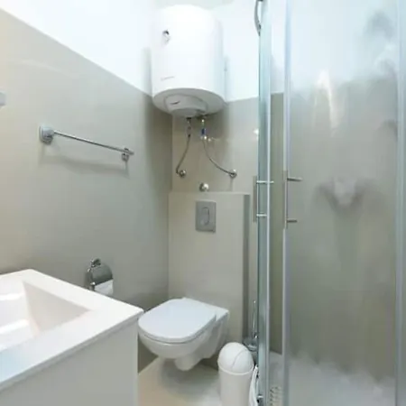 Alice In Wonderland Apartment *