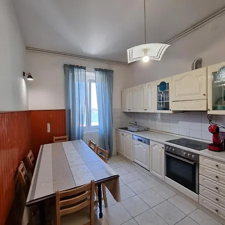 Alice In Wonderland *