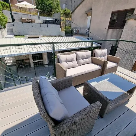 Apartment Alice In Wonderland