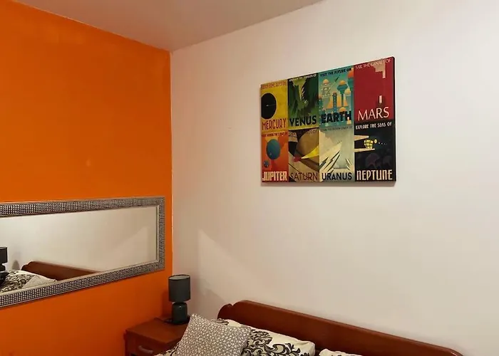 아파트 Alice In Wonderland 시베니크