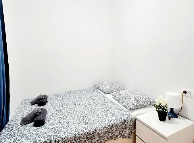 Alice In Wonderland 아파트 시베니크